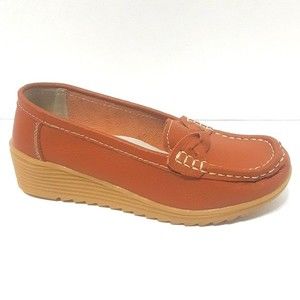 Soft Leather Moccasin Loafers US 6 Handstitched Casual Comfy Chic Wedge Shoes